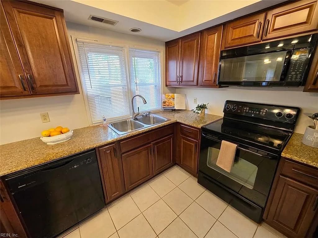 1300 Faraid LN, VIRGINIA BEACH VA 23464 thumb 9