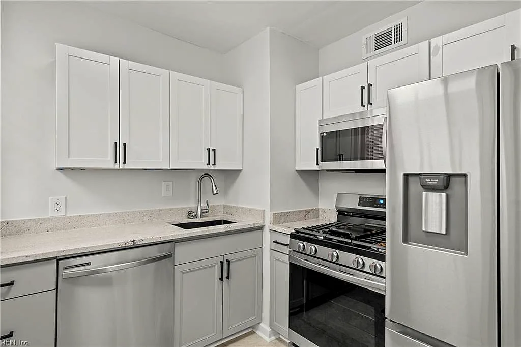 1008 Westover AVE #402A, NORFOLK VA 23507 thumb 6