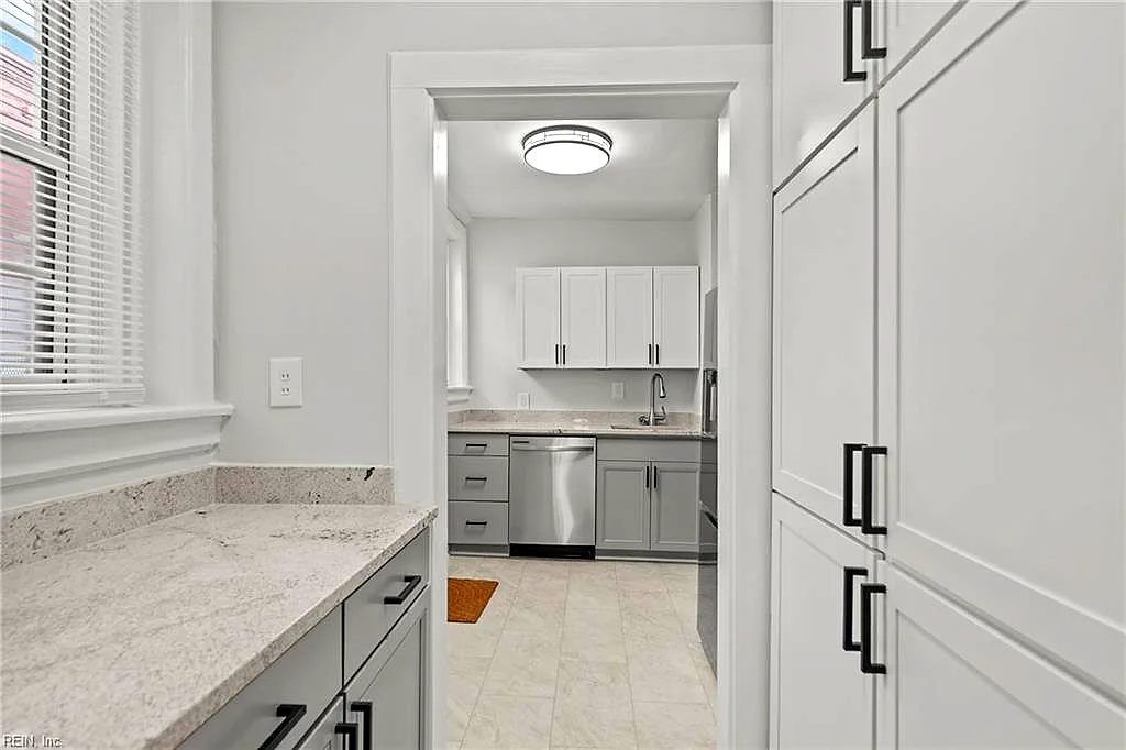 1008 Westover AVE #402A, NORFOLK VA 23507 thumb 8