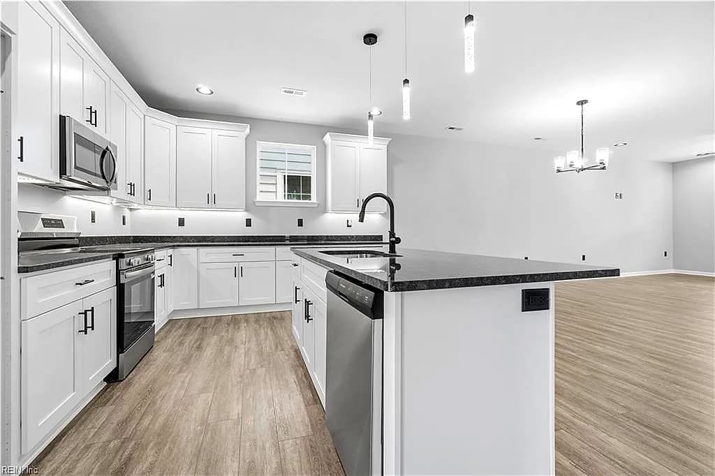 9605 12th Bay ST, NORFOLK VA 23518 thumb 11