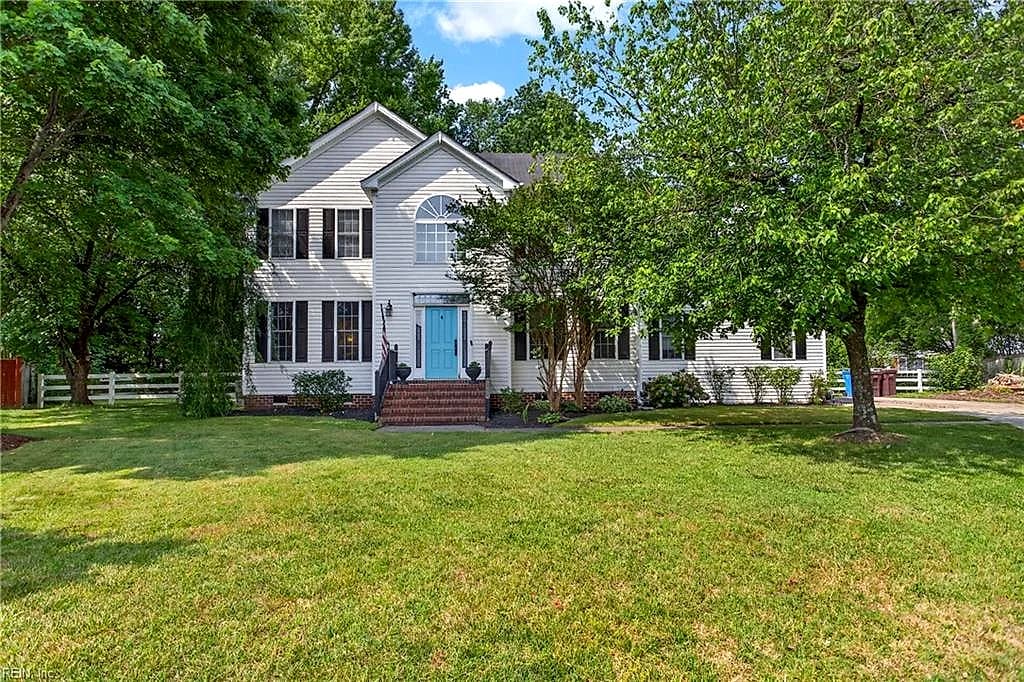 700 Sarasota ARCH, CHESAPEAKE VA 23322 - Photo 3