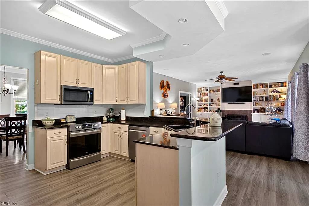700 Sarasota ARCH, CHESAPEAKE VA 23322 thumb 9