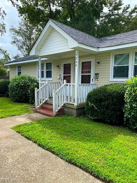 9240 Buckman AVE, NORFOLK VA 23503 - Photo 2
