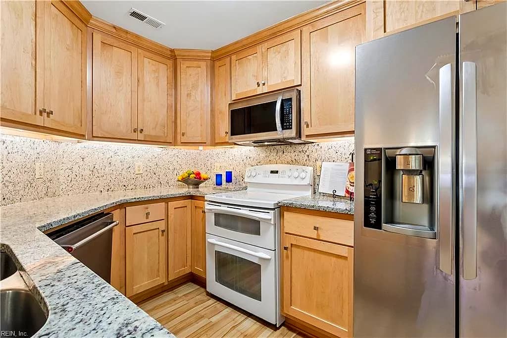 225 Woodmere DR #A, WILLIAMSBURG VA 23185 thumb 9