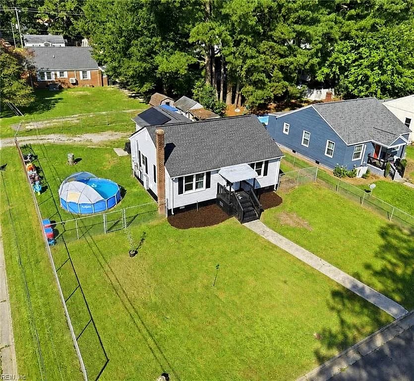 711 Chestnut ST, FRANKLIN VA 23851 - Photo 3