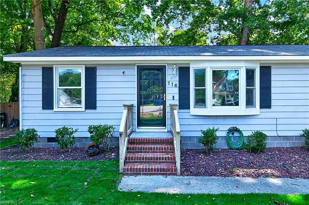 116 QUAIL RD, YORKTOWN VA 23692 - Photo 4