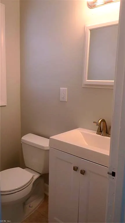 408 Pin Oak RD, NEWPORT NEWS VA 23601 thumb 12