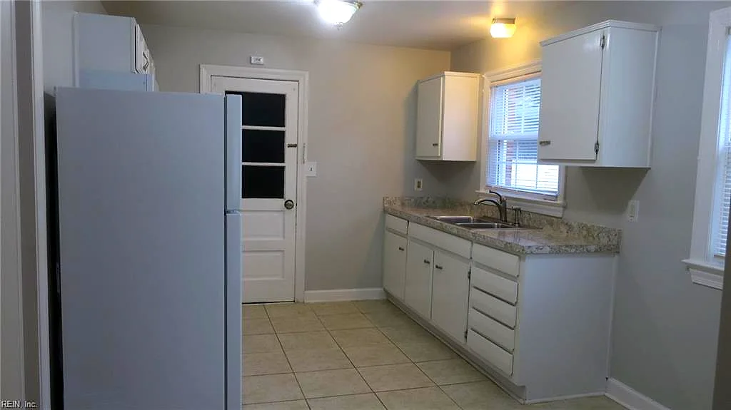 408 Pin Oak RD, NEWPORT NEWS VA 23601 thumb 7