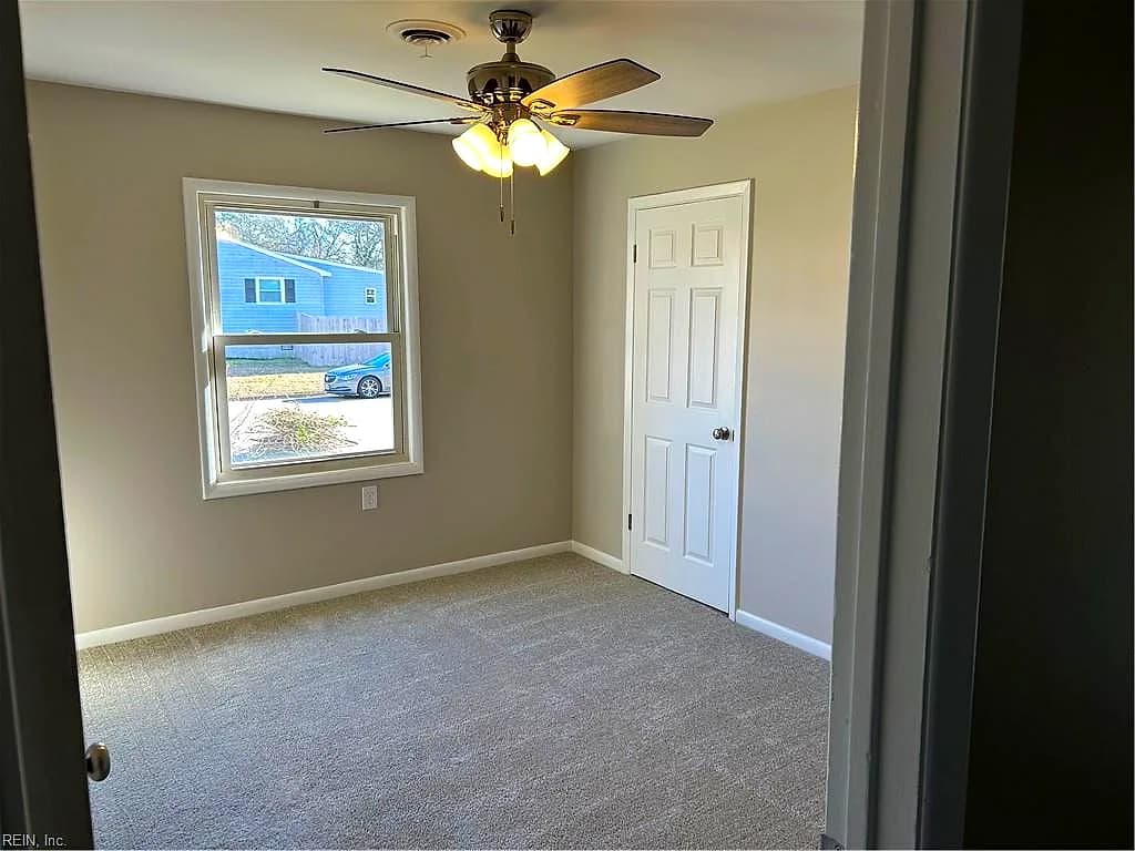 247 Malden LN, NEWPORT NEWS VA 23602 thumb 7