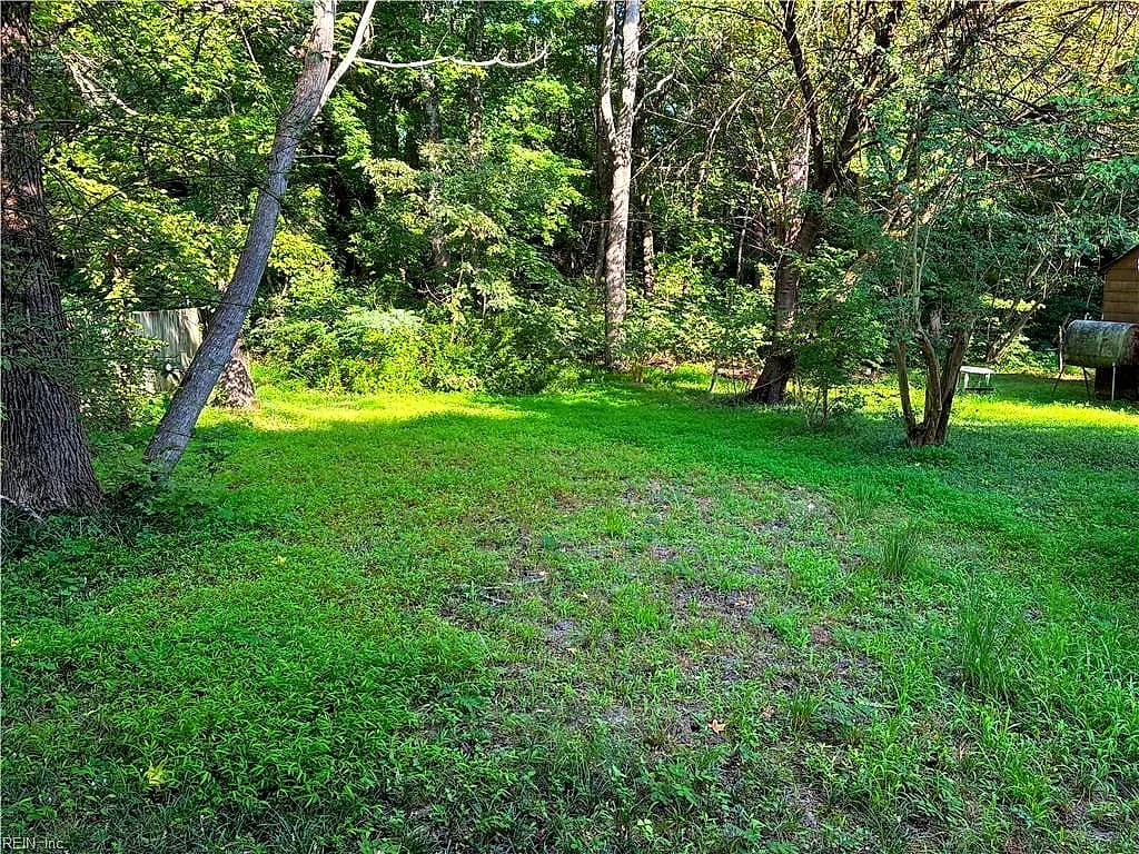 307 Church Rd RD, YORKTOWN VA 23690 thumb 9