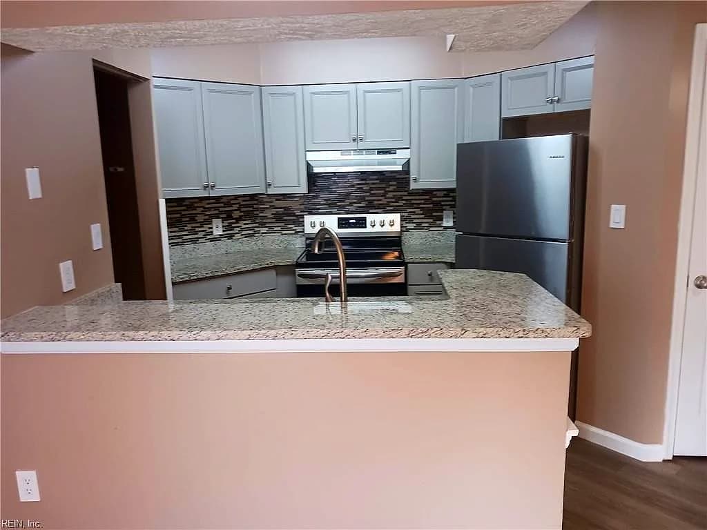 89 Cape Dorey DR, HAMPTON VA 23666 thumb 10