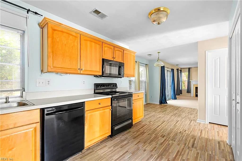 5565 Port Royal DR, VIRGINIA BEACH VA 23462 thumb 9