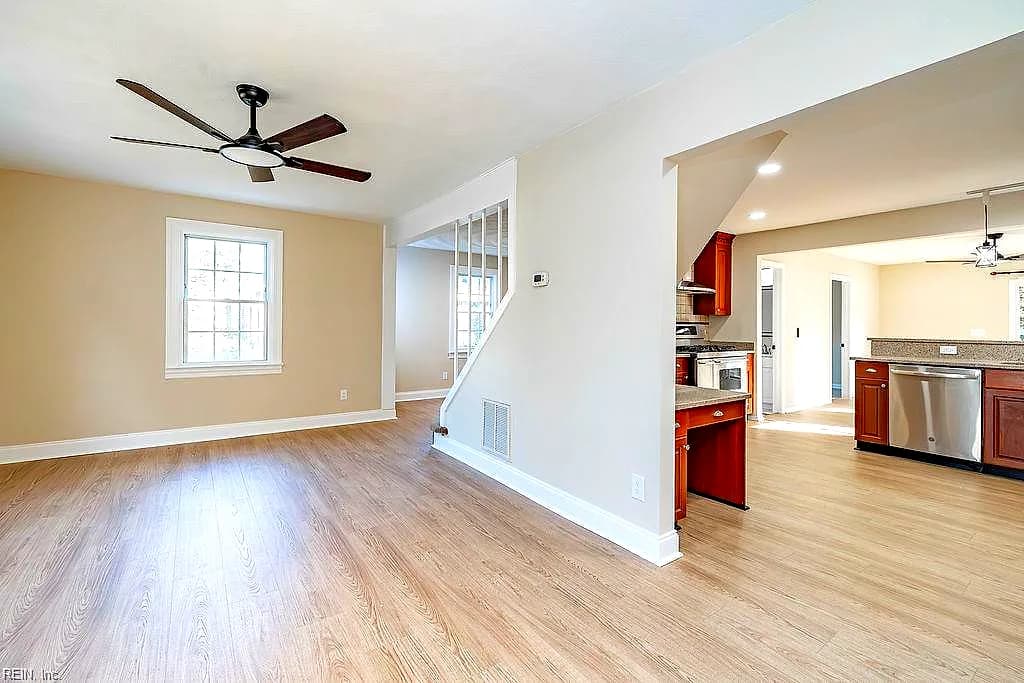 1911 E Bayview BLVD, NORFOLK VA 23503 thumb 11