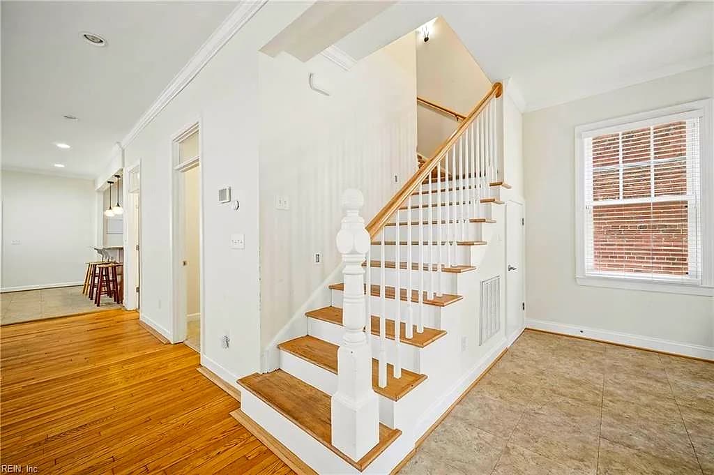 710 W 36th ST, NORFOLK VA 23508 thumb 10