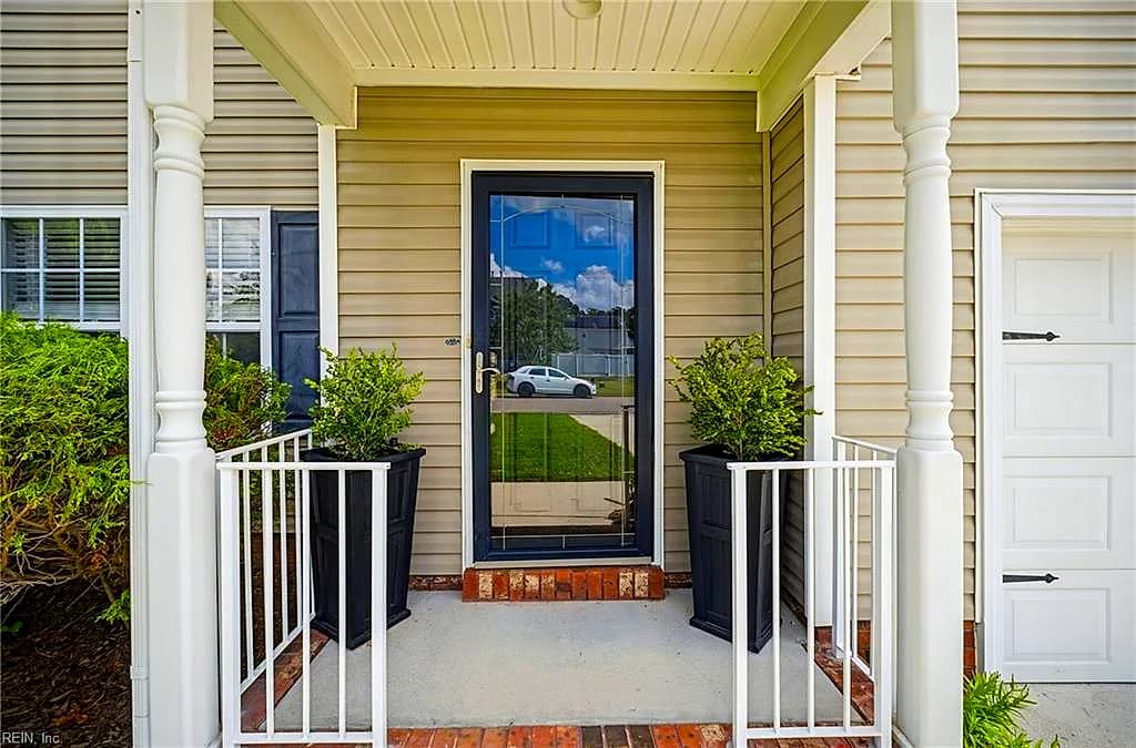 829 Cabrini PL, VIRGINIA BEACH VA 23464 - Photo 4