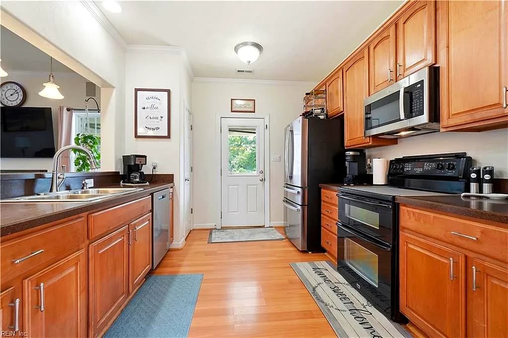 1332 Hazel AVE, CHESAPEAKE VA 23325 thumb 7