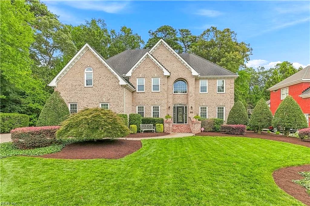 1576 Godfrey LN, VIRGINIA BEACH VA 23454 - Photo 3