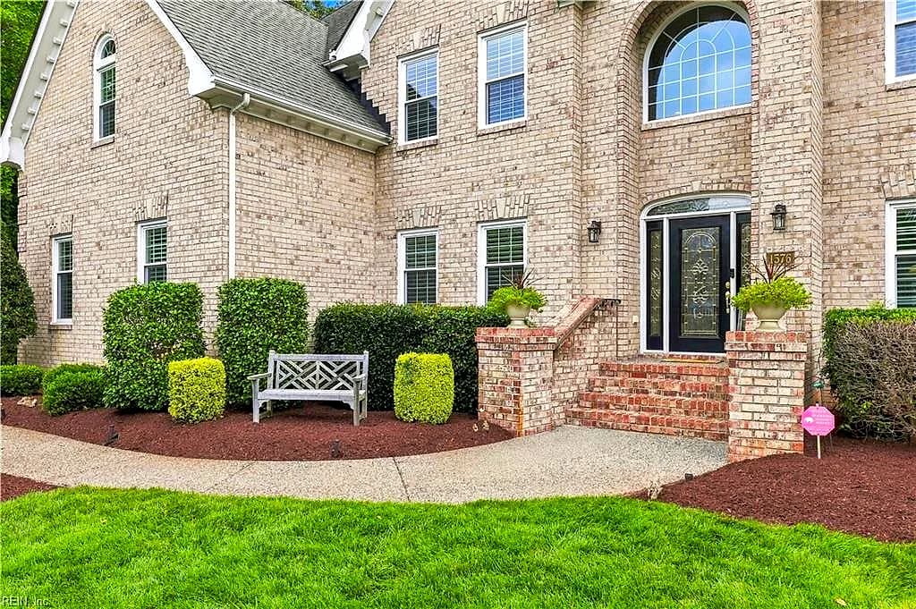 1576 Godfrey LN, VIRGINIA BEACH VA 23454 - Photo 4