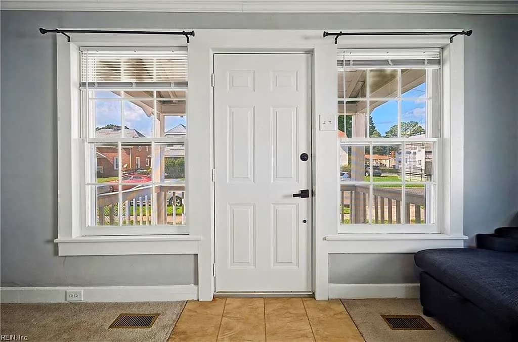 54 Hobson ST, PORTSMOUTH VA 23704 - Photo 5