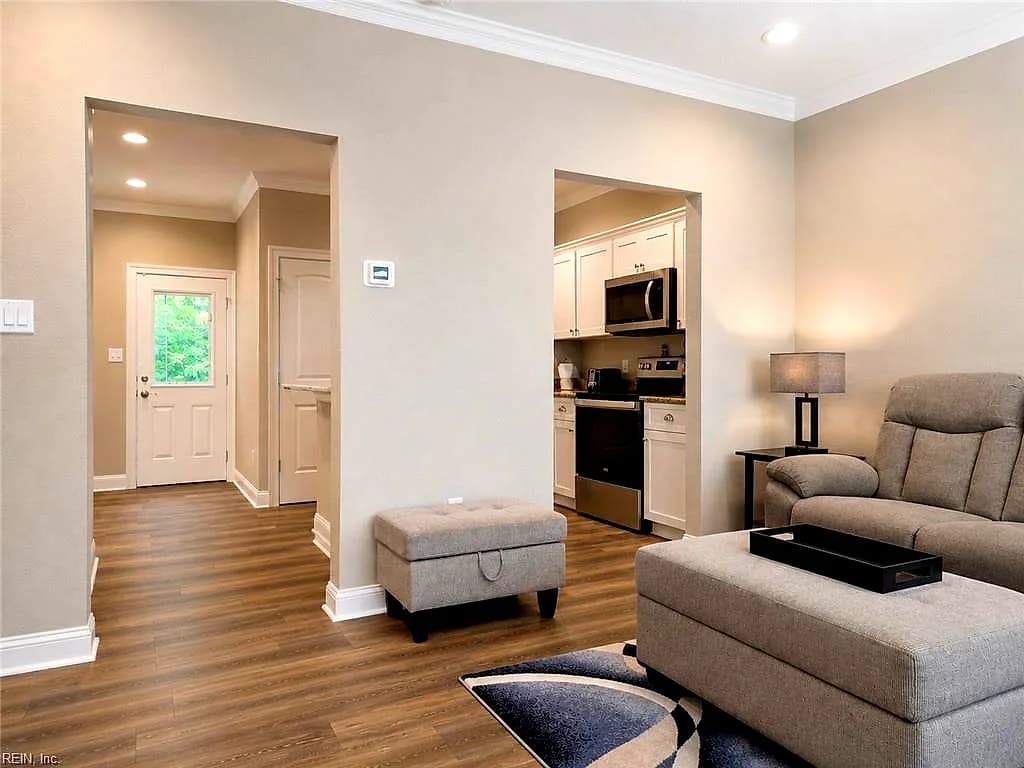 110 N 11th ST, SUFFOLK VA 23434 - Photo 4