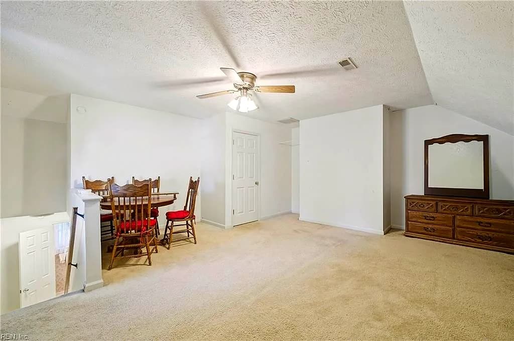 211 Woodburn DR, HAMPTON VA 23664 thumb 11