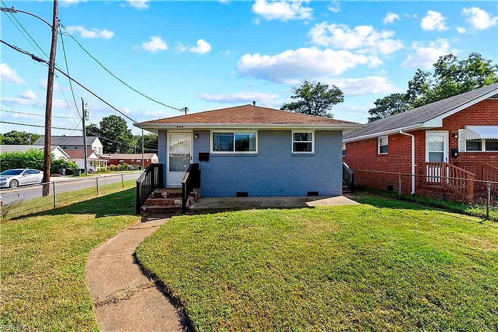 526 Powhatan PW, HAMPTON VA 23661 - Photo 2