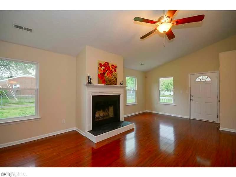 5212 Kennebeck AVE, NORFOLK VA 23513 - Photo 4