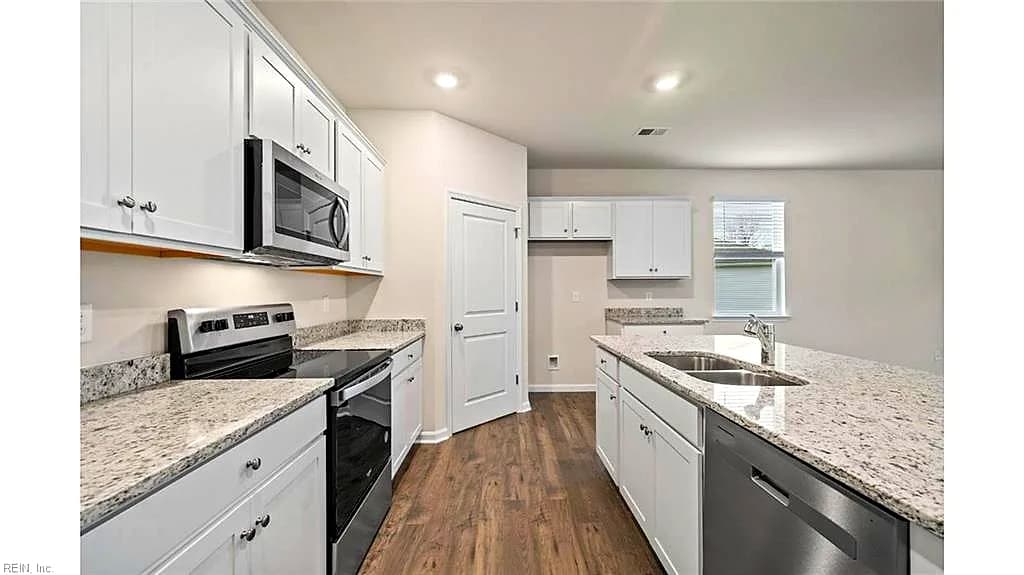 1412 Baptist RD, YORKTOWN VA 23690 thumb 8