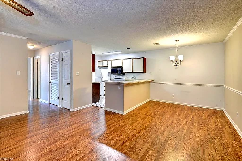 100 Windsor LN #K, WILLIAMSBURG VA 23185 - Photo 5