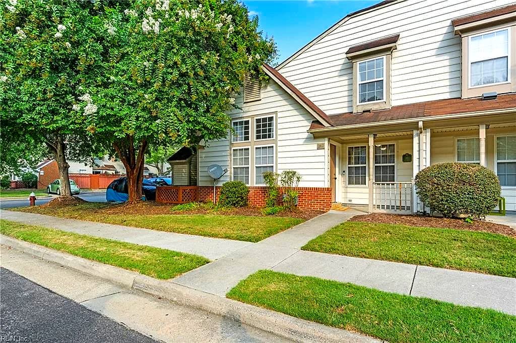 141 Post Oak RD, YORKTOWN VA 23693 - Photo 4