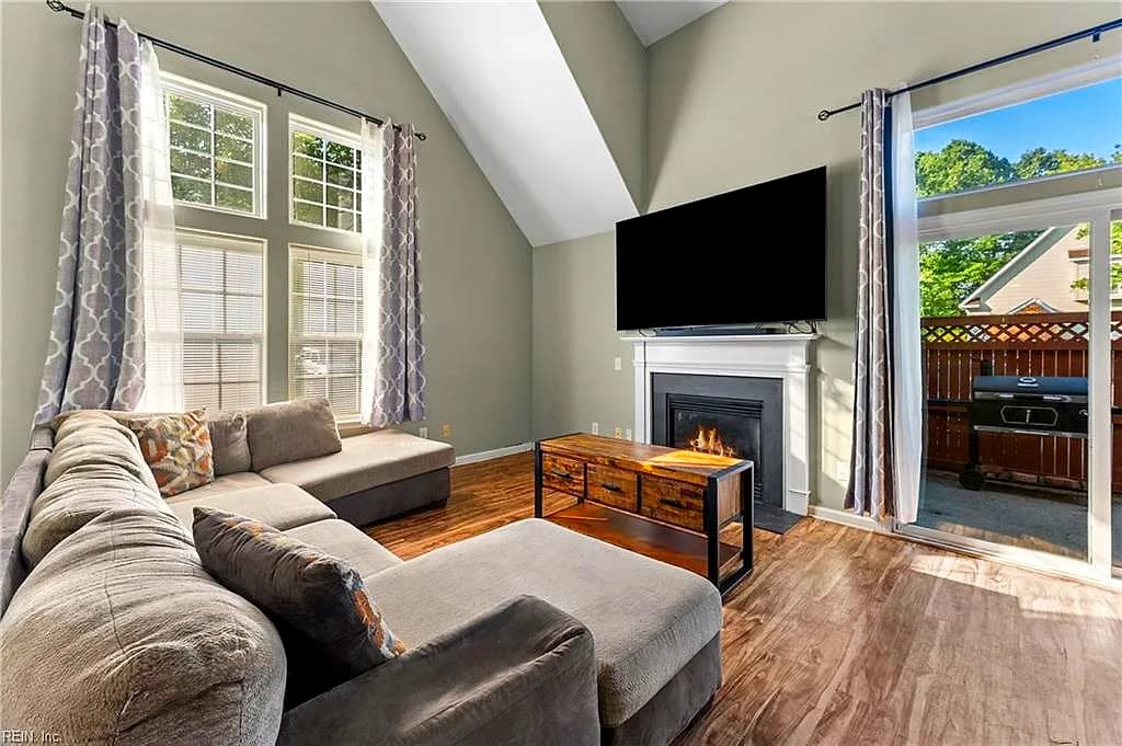 141 Post Oak RD, YORKTOWN VA 23693 thumb 8