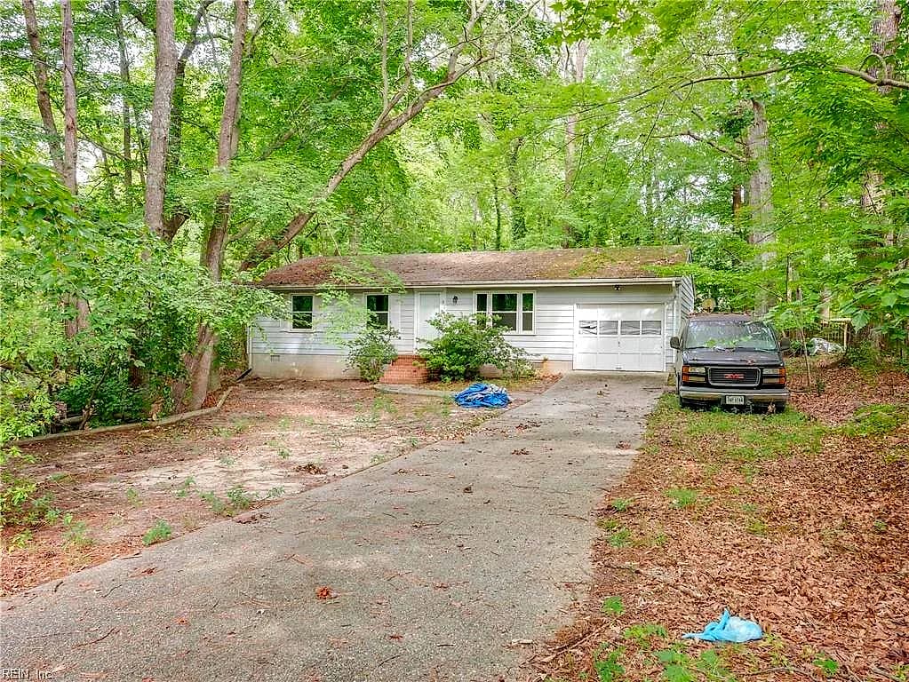 604 E Woodland DR, YORKTOWN VA 23692 thumb 6