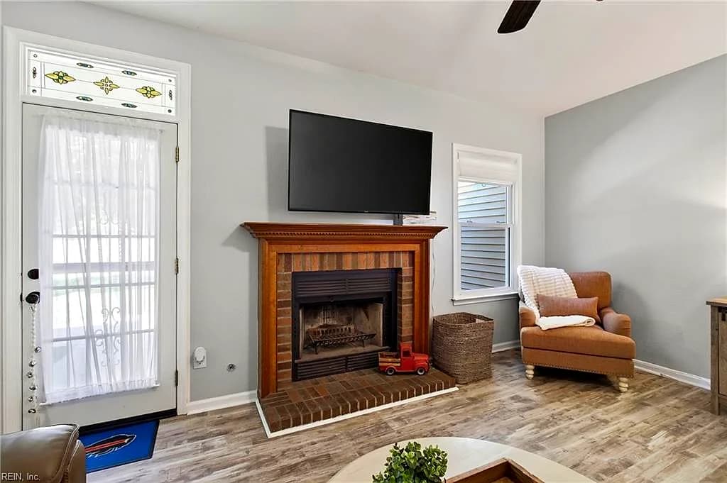 404 Creekwood DR, CHESAPEAKE VA 23323 thumb 8