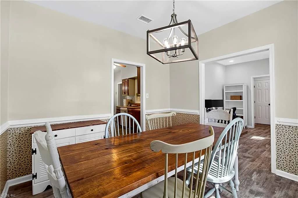 404 Creekwood DR, CHESAPEAKE VA 23323 thumb 9