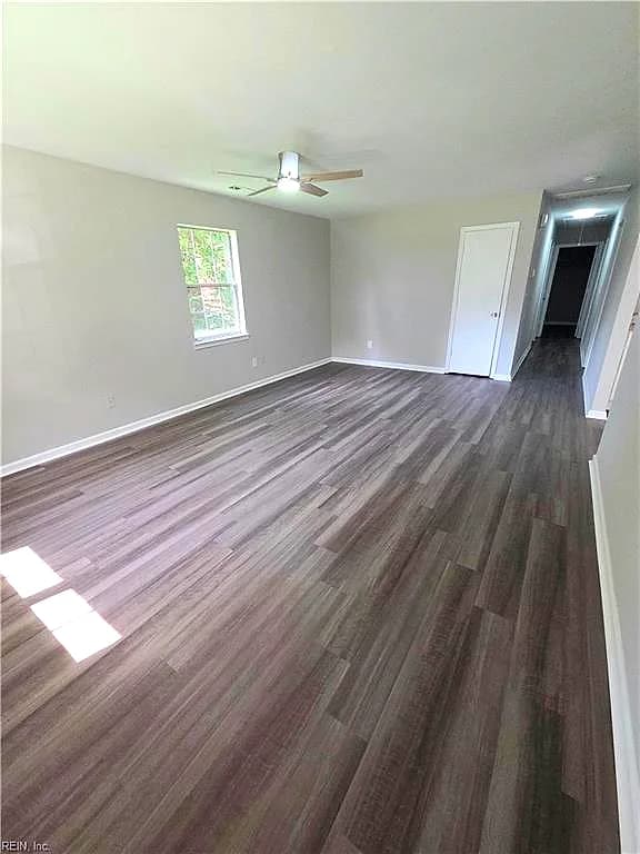 1319 Laurel AVE, CHESAPEAKE VA 23320 - Photo 3