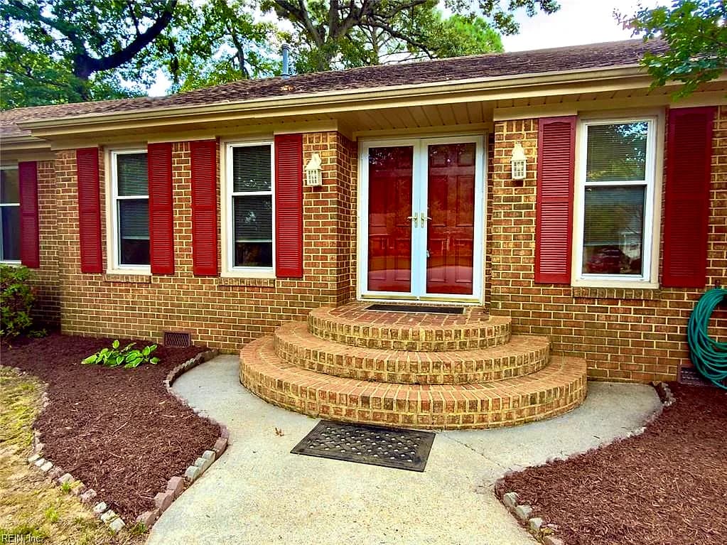 4505 Bexley CIR, VIRGINIA BEACH VA 23455 - Photo 3