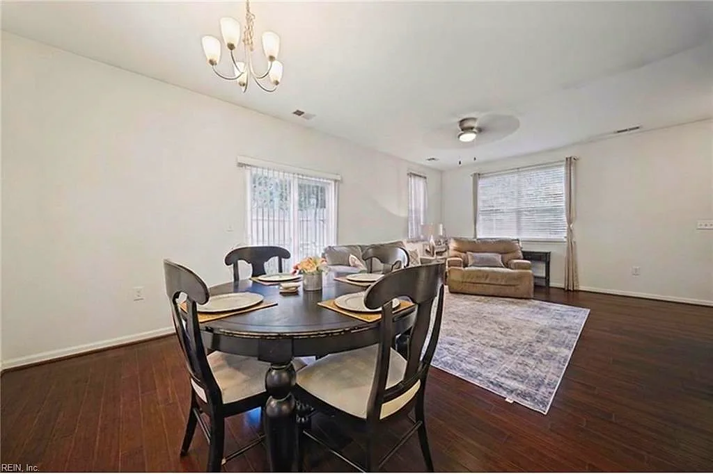 1561 Rollesby WAY, CHESAPEAKE VA 23320 - Photo 5