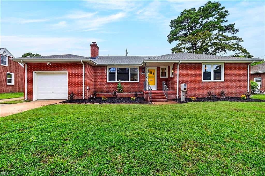 7845 Tarpon PL, NORFOLK VA 23518 - Photo 2
