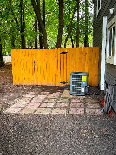11 Farington CIR, CHESAPEAKE VA 23320 thumb 3