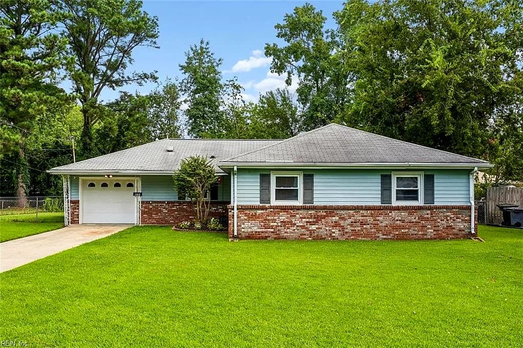 108 Raymond DR, HAMPTON VA 23666 - Main photo