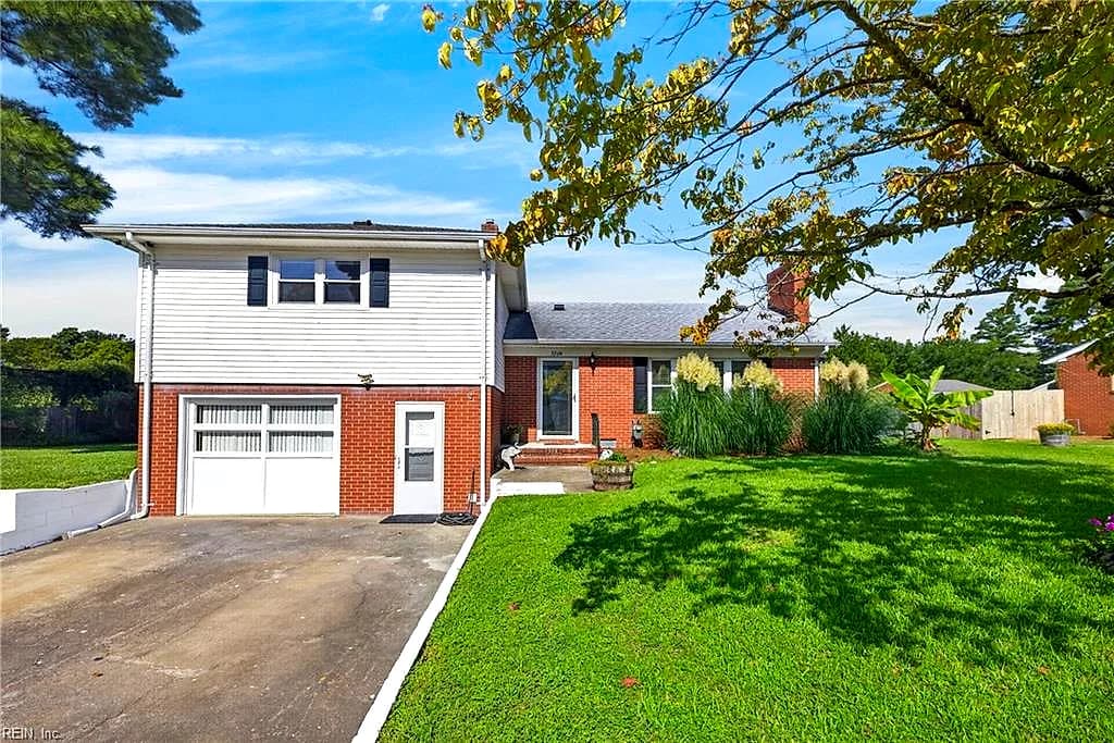 3204 Camellia DR, PORTSMOUTH VA 23703 - Photo 2