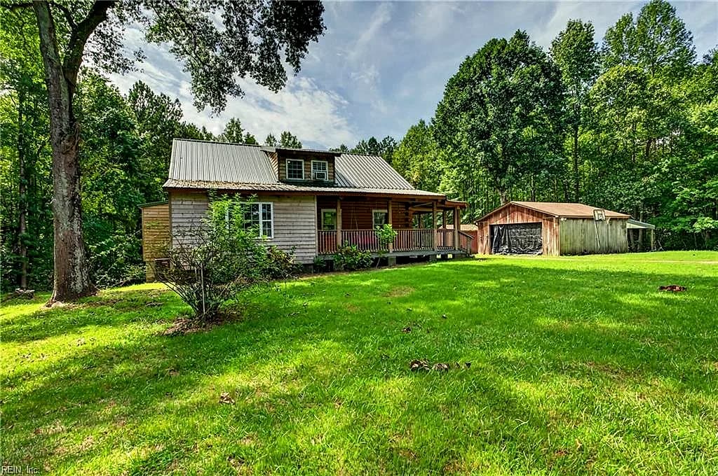 15252 Carroll Bridge RD, SMITHFIELD VA 23430 - Photo 5