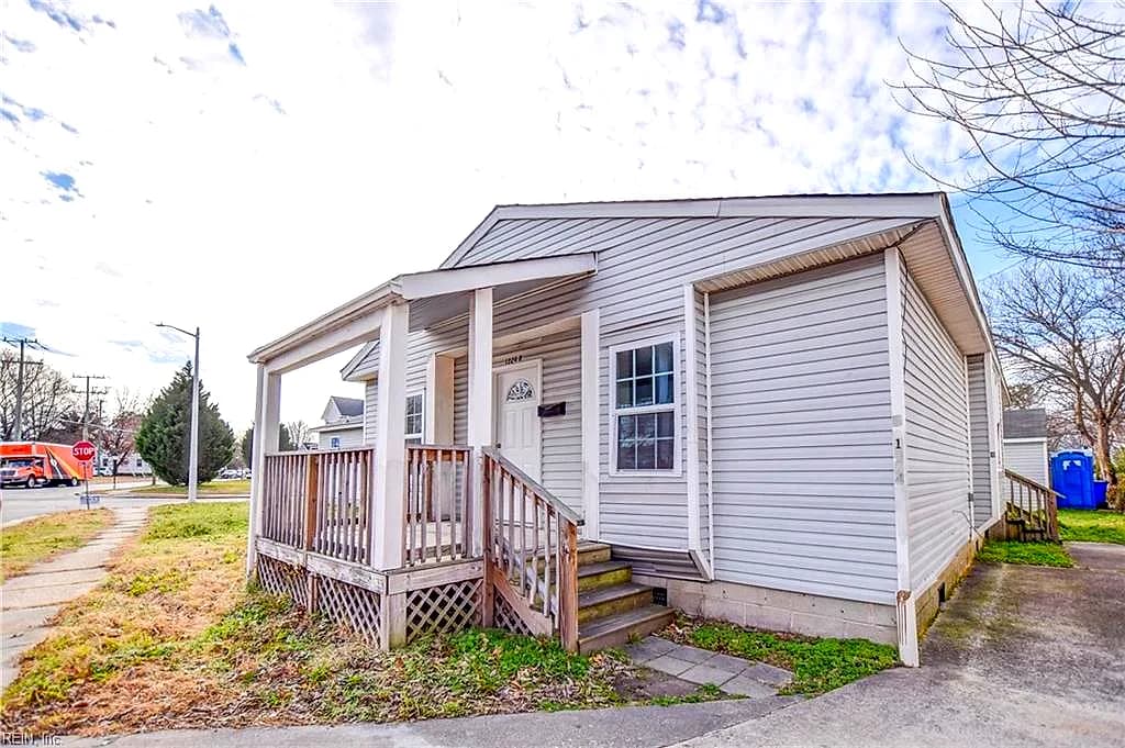 1324 Corprew AVE #B, NORFOLK VA 23504 - Photo 3