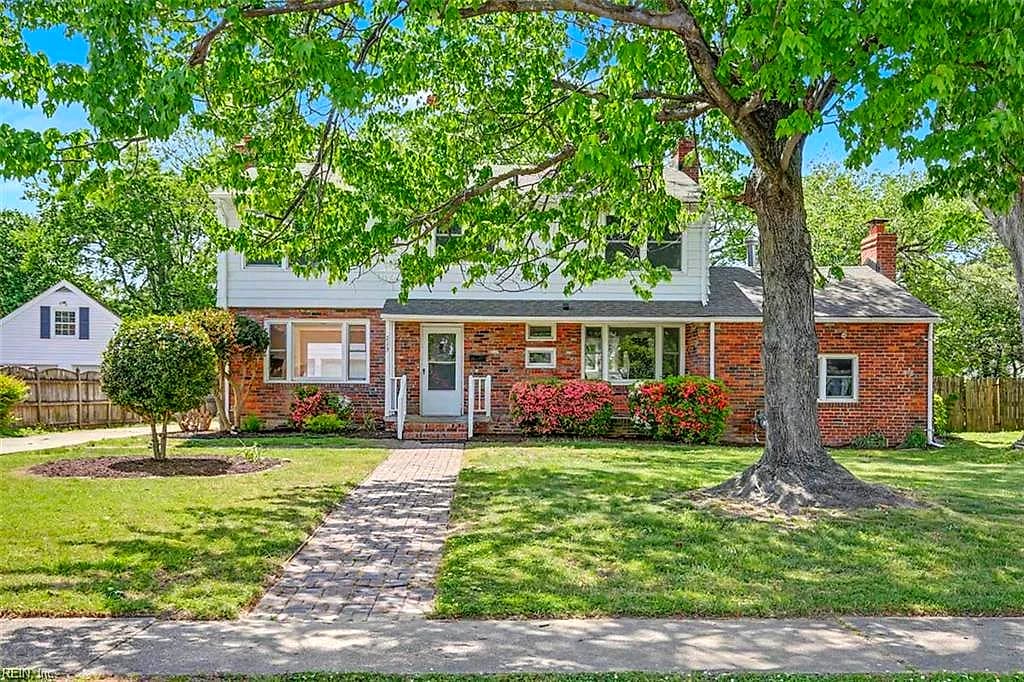 213 Brooke DR, HAMPTON VA 23669 - Photo 3