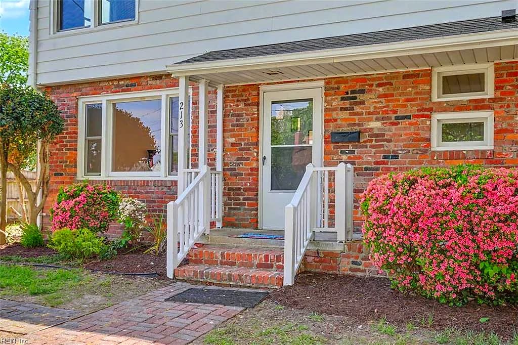 213 Brooke DR, HAMPTON VA 23669 - Photo 5