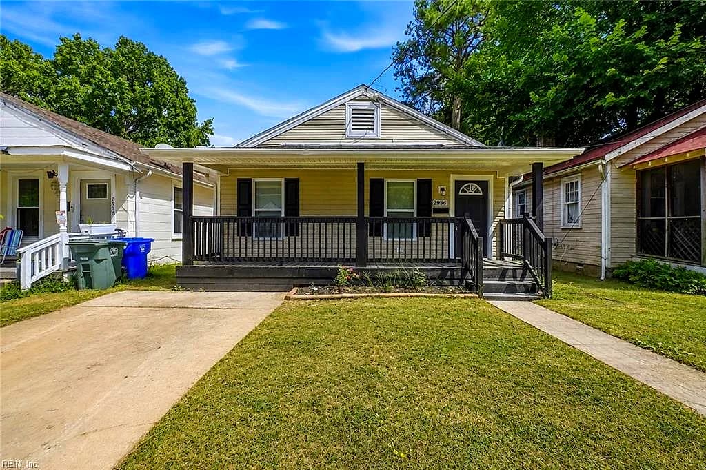 2956 Lens AVE, NORFOLK VA 23518 - Photo 2