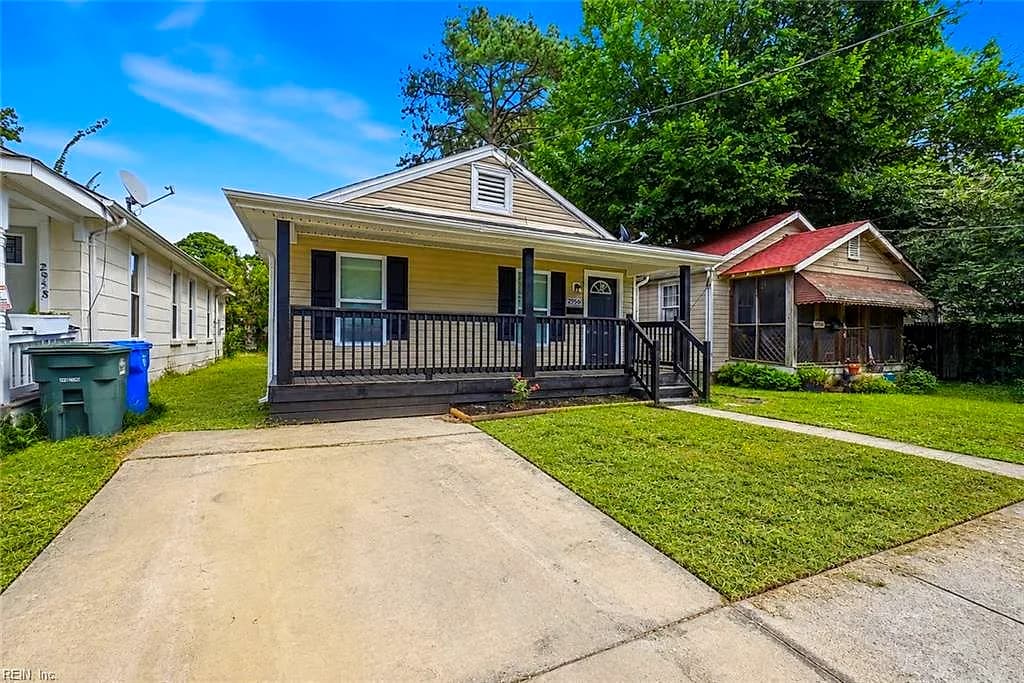 2956 Lens AVE, NORFOLK VA 23518 - Photo 3