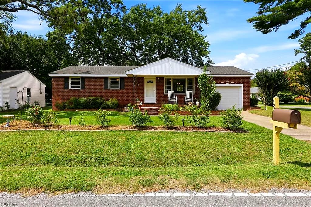 424 Shell RD, CHESAPEAKE VA 23323 - Photo 3