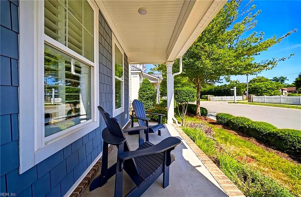 4409 Taylor PL, VIRGINIA BEACH VA 23455 - Photo 3