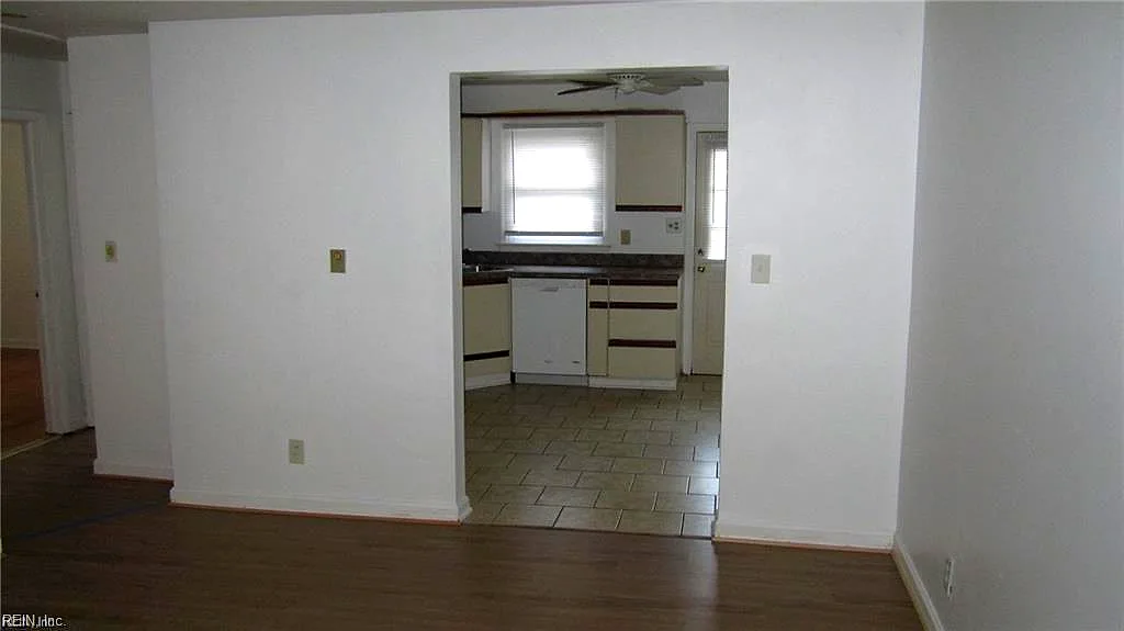 2220 Bayberry ST #B, VIRGINIA BEACH VA 23451 - Photo 4